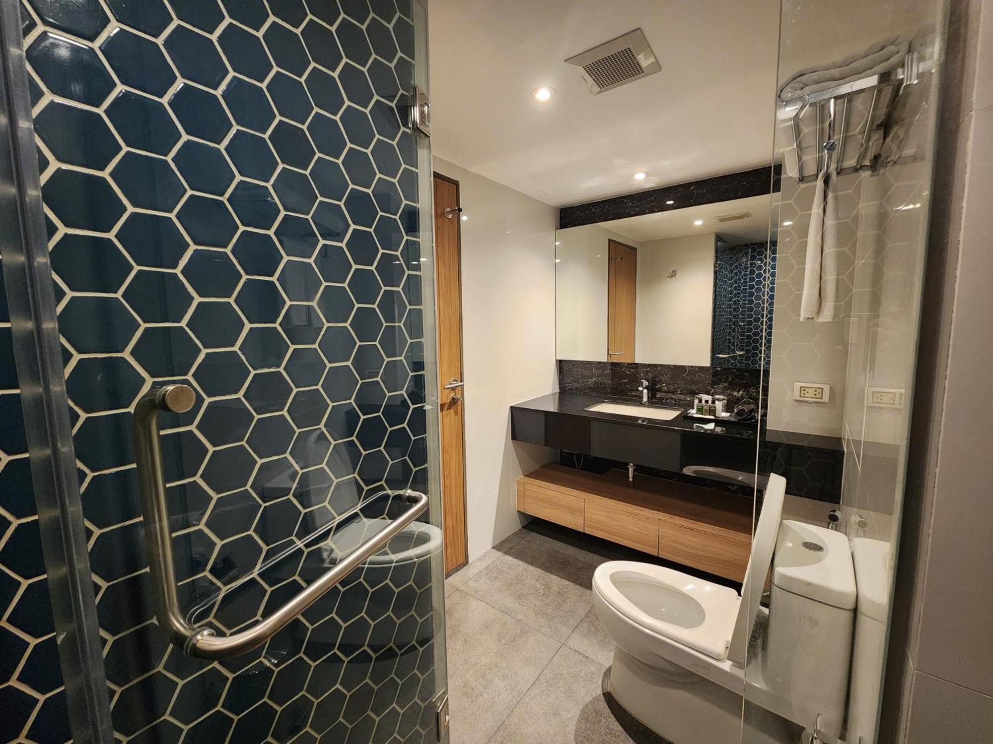 Montana Bangkok Hotel & Residence Room photo